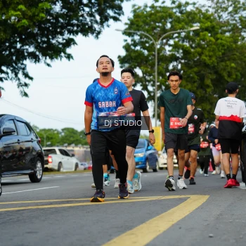 Runner Photo 3976902