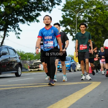 Runner Photo 3976908