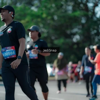 Runner Photo 3976915