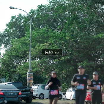 Runner Photo 3976936