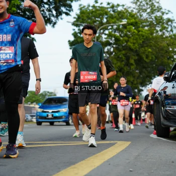 Runner Photo 3976945