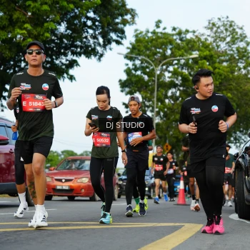 Runner Photo 3976946