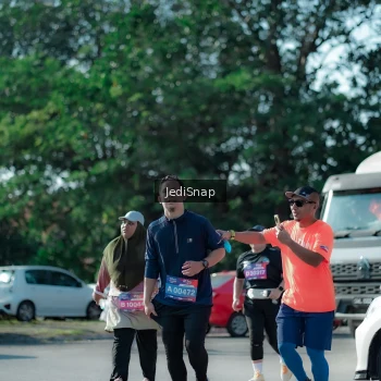 Runner Photo 3976955