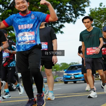 Runner Photo 3976959
