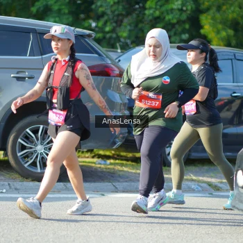 Runner Photo 3976973