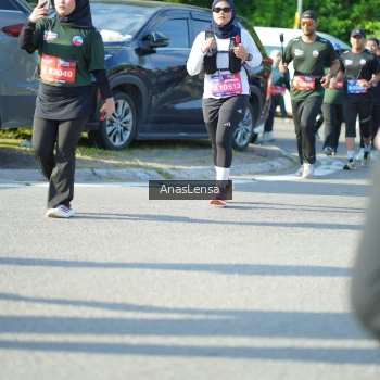 Runner Photo 3977129