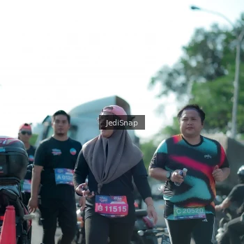 Runner Photo 3977181