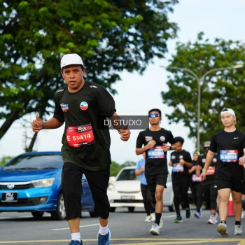 Runner Photo 3977204