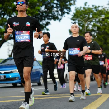 Runner Photo 3977272