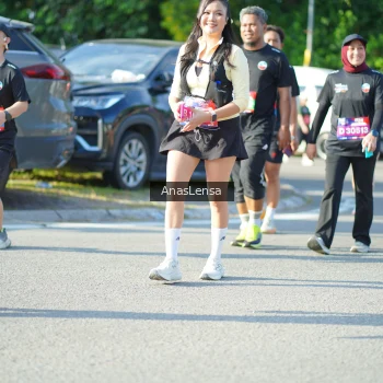 Runner Photo 3977544