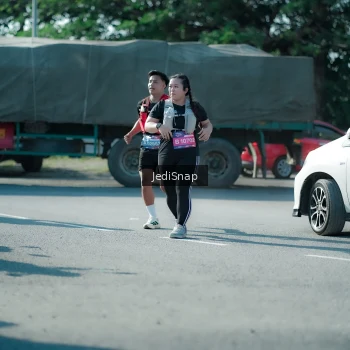 Runner Photo 3977575