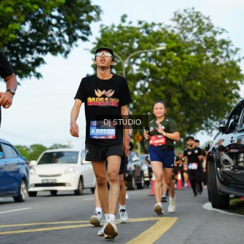 Runner Photo 3977576