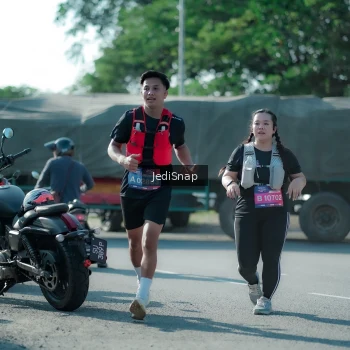 Runner Photo 3977578