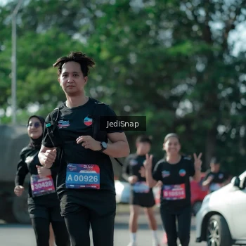 Runner Photo 3977646
