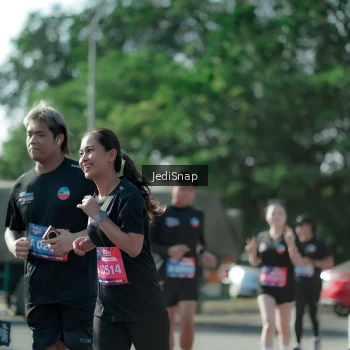 Runner Photo 3977659