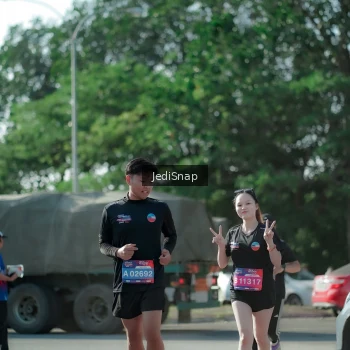 Runner Photo 3977666