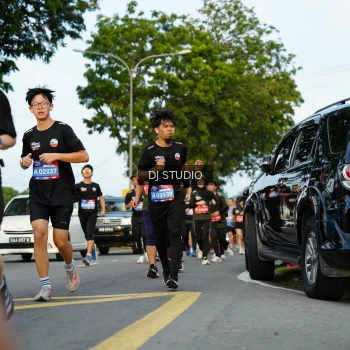 Runner Photo 3977710