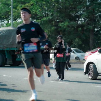 Runner Photo 3977752
