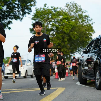 Runner Photo 3977753