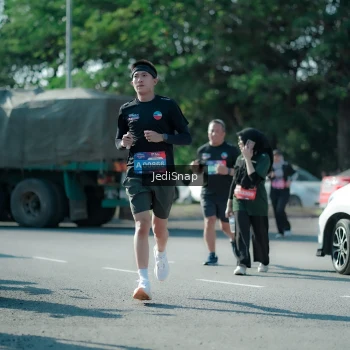 Runner Photo 3977756