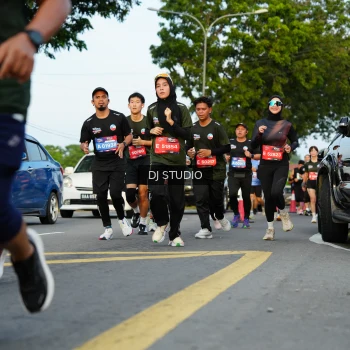 Runner Photo 3977769