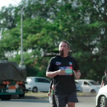 Runner Photo 3977783