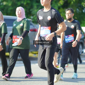 Runner Photo 3977890