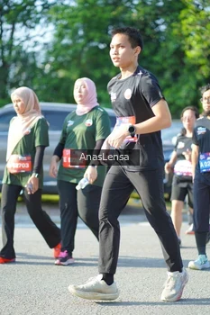 Runner Photo 3977892