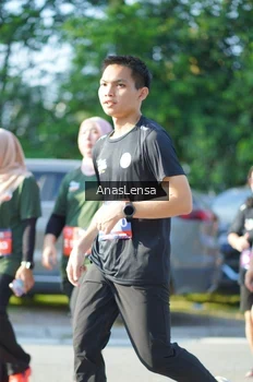 Runner Photo 3977893