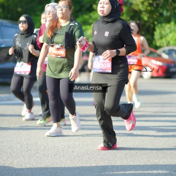 Runner Photo 3977900