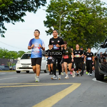 Runner Photo 3977936