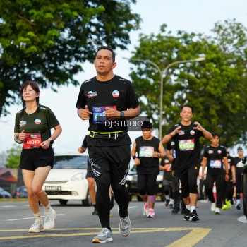 Runner Photo 3977970