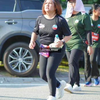 Runner Photo 3977972