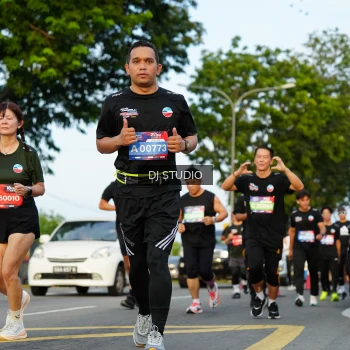 Runner Photo 3977985
