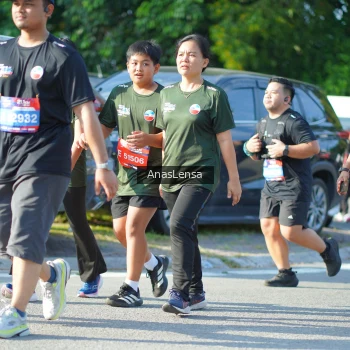 Runner Photo 3977995