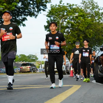 Runner Photo 3978112