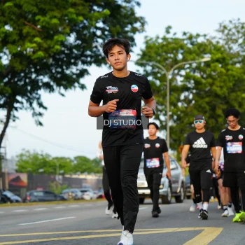 Runner Photo 3978152