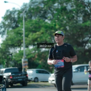 Runner Photo 3978165
