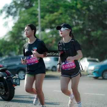 Runner Photo 3978333