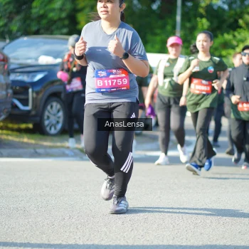 Runner Photo 3978475