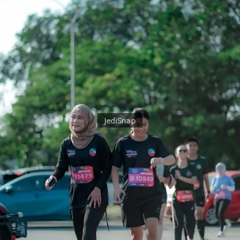 Runner Photo 3978543