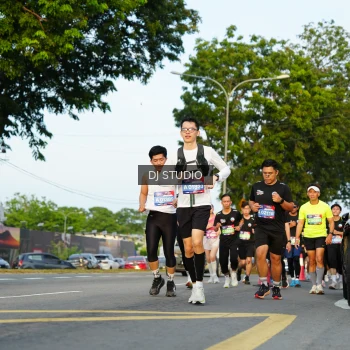 Runner Photo 3978546