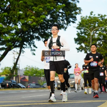 Runner Photo 3978597