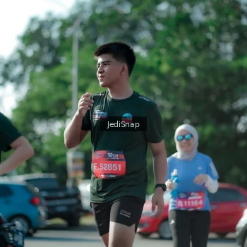 Runner Photo 3978607