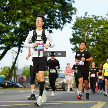 Runner Photo 3978615