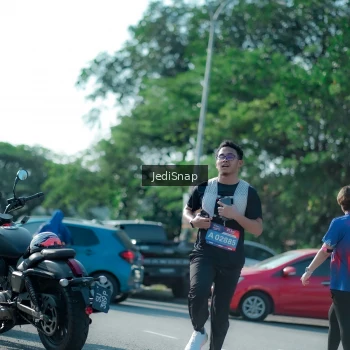 Runner Photo 3978627