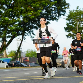 Runner Photo 3978631