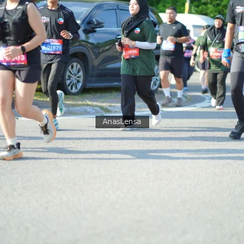 Runner Photo 3978653
