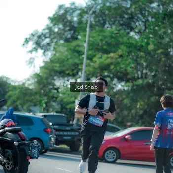 Runner Photo 3978654