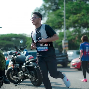Runner Photo 3978655
